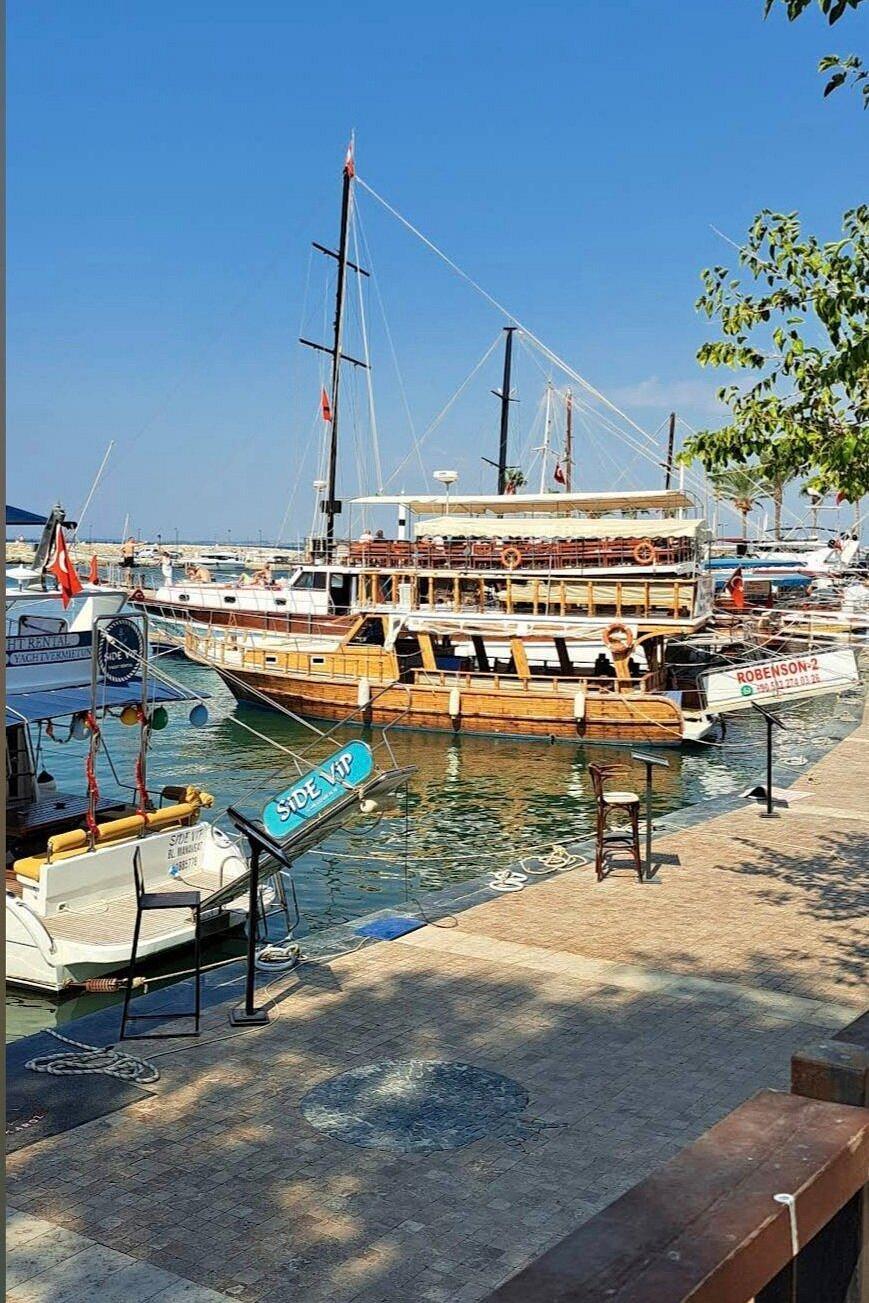 Hafen von Side